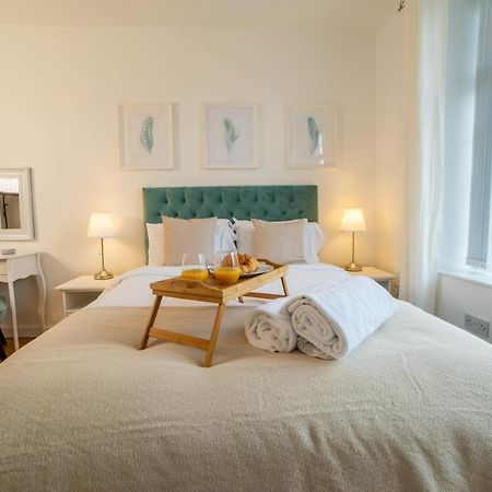 Vibrant City Centre - King Bed, Entire Apartment Cambridge-i reptér Kültér fotó