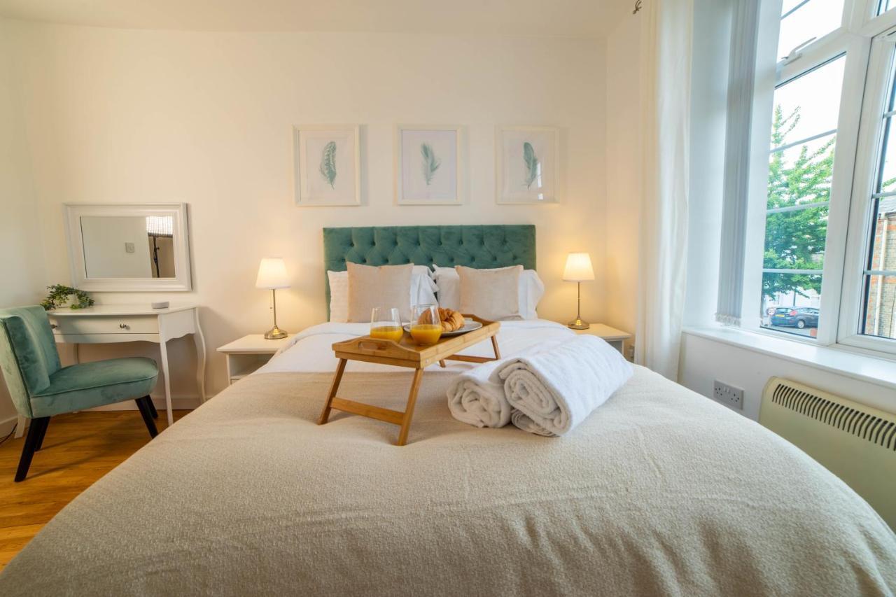 Vibrant City Centre - King Bed, Entire Apartment Cambridge-i reptér Kültér fotó